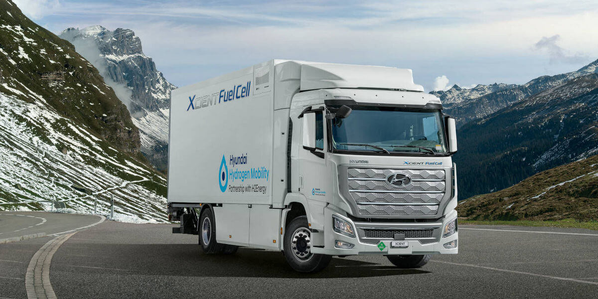 Hyundai to Launch World’s First Hydrogen-Powered Semi-Truck