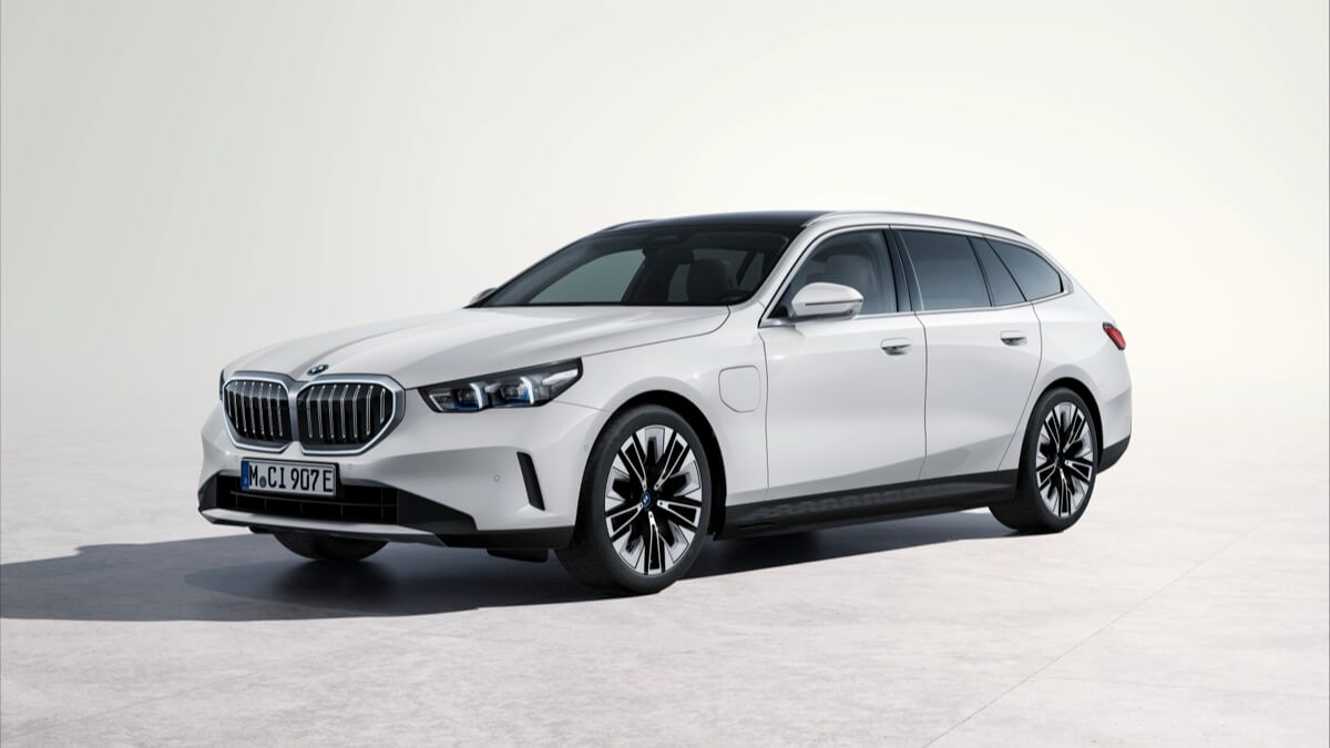 2025 BMW 5 Series Touring Redefines Luxury Wagon